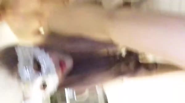 酒店重金约战平时兼职服装拍摄的97年舞蹈系大长腿性感美女,情趣黑丝高跟,美臀又白又嫩.高清无水印版!